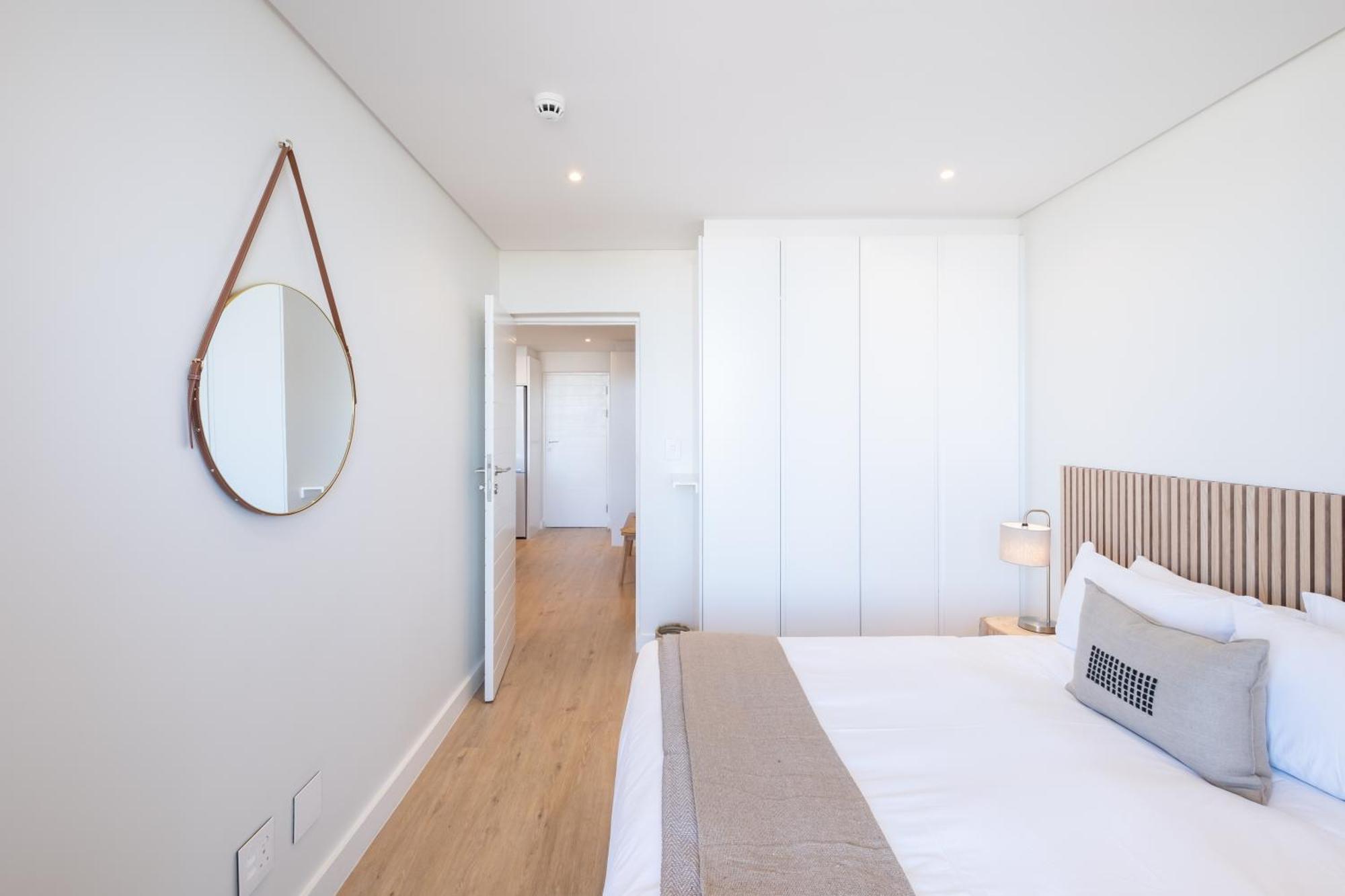Newlands Peak Luxury Apartment *