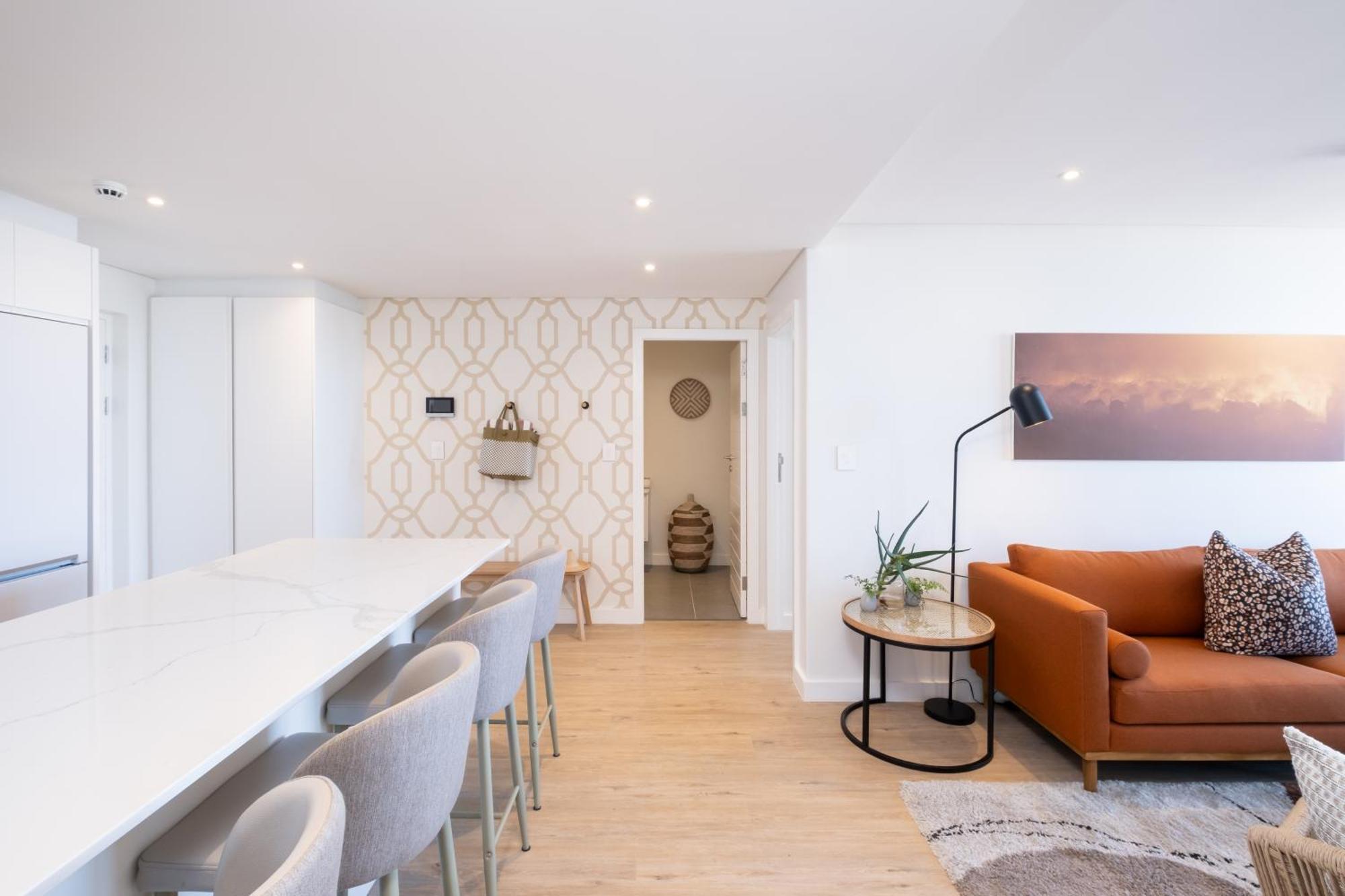 Newlands Peak Luxury Apartment