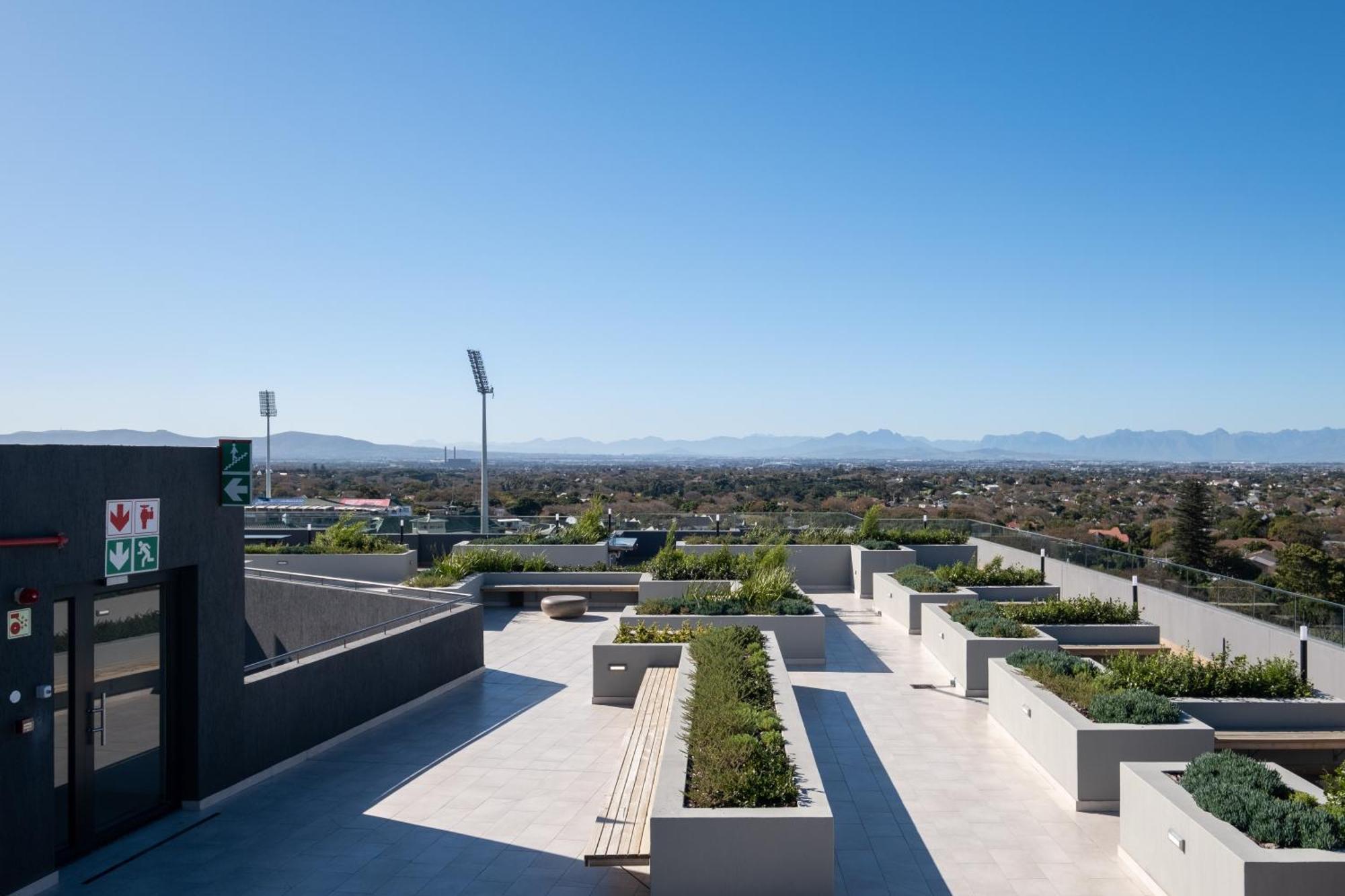 Newlands Peak Luxury *